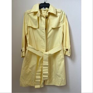 Gap quarter Sleeve Trench Coat light weight